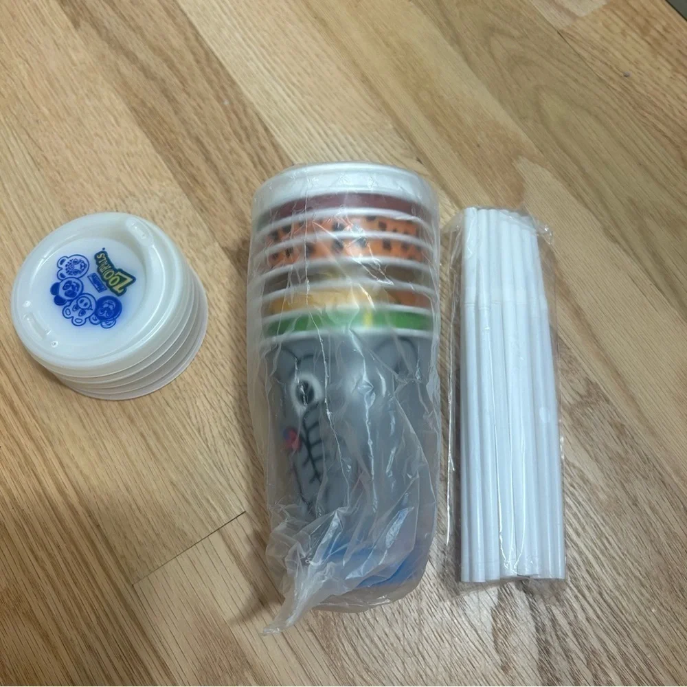 Vintage Hefty Zoo Pals Cups Lids Straws Animal Design Kitchen Picnic